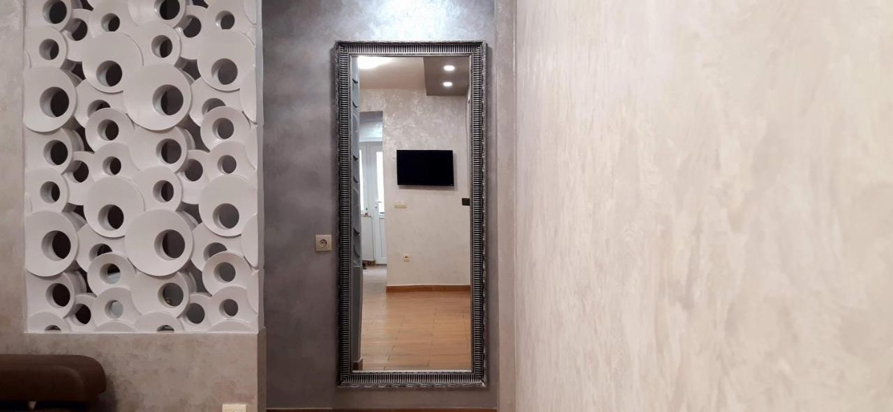 Appartement Греческая / Дерибасовская à Odessa Extérieur photo